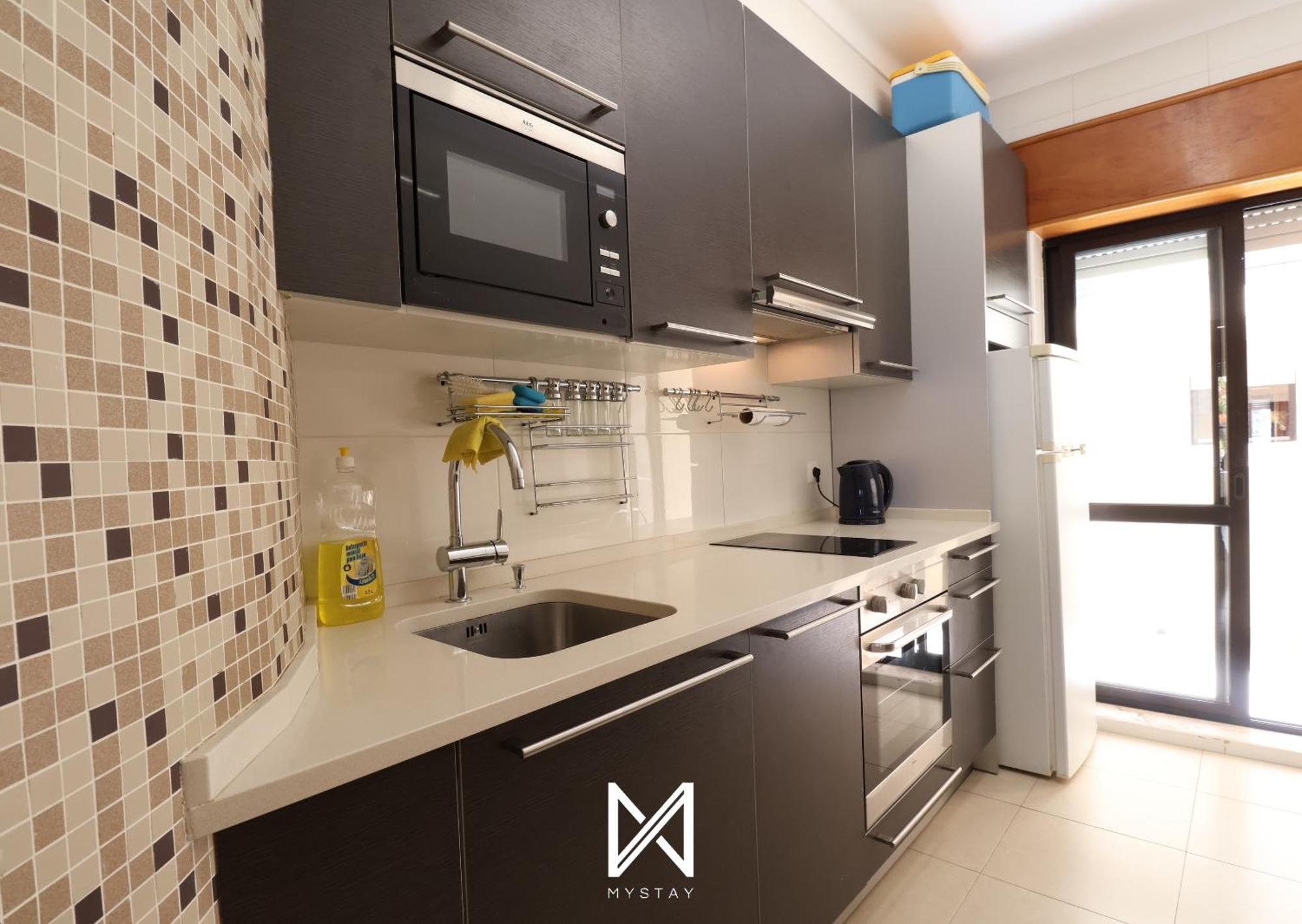 Mystay - *